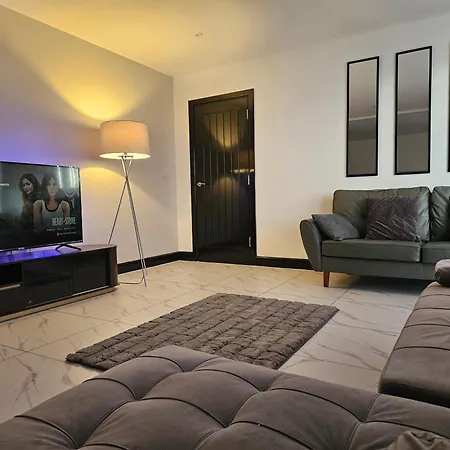 Apartment Mna Superior Bradford (West Yorkshire)