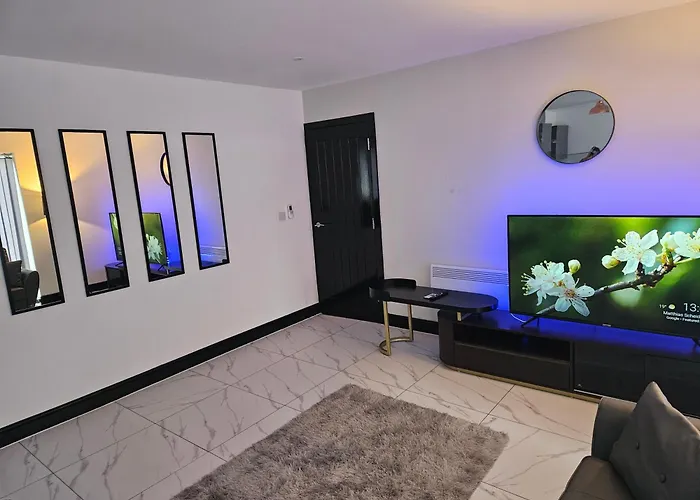 מלון Mna Superior